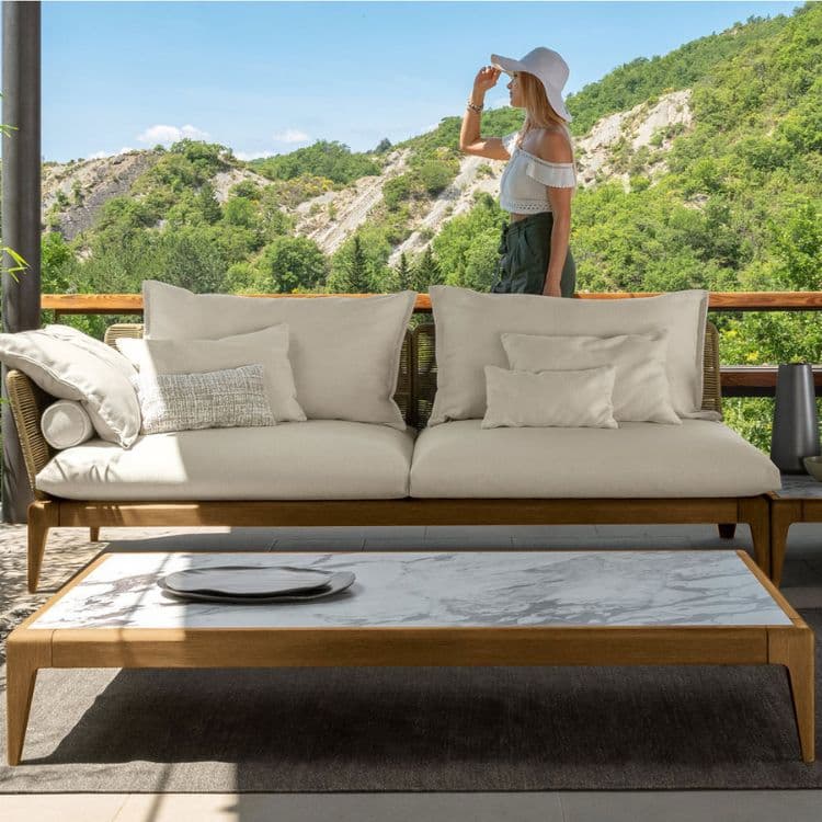 Your Guide to Luxury Teak Outdoor Furniture